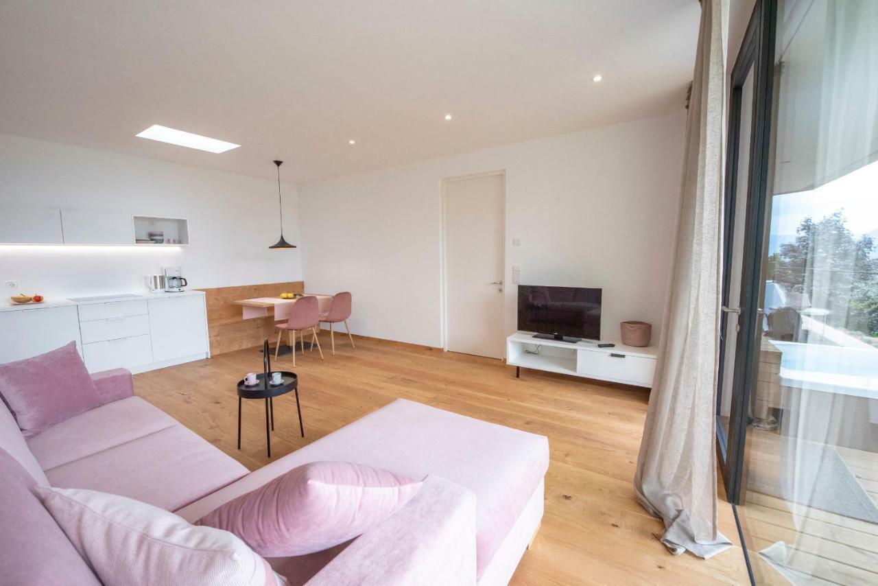 La Vinea Apartment Caldaro Luaran gambar