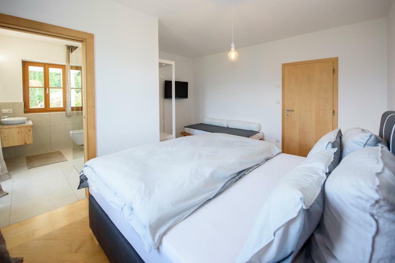 La Vinea Apartment Caldaro Luaran gambar